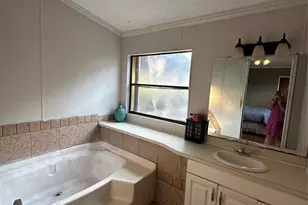 1048 Red Bird, Seven Points, TX 75143 - Photo 18