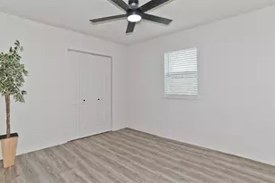 6408 Crawford Ct, Forest Hill, TX 76119 - Photo 16