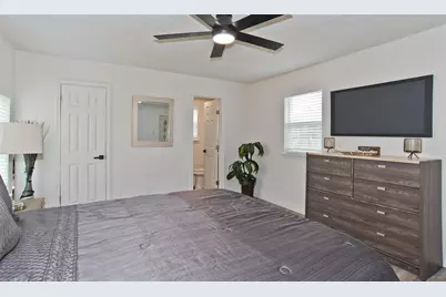 6408 Crawford Court, Forest Hill, TX 76119 - Photo 12