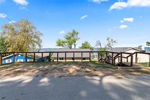 201 Isle of View Dr, Tool, TX 75143 - Photo 22