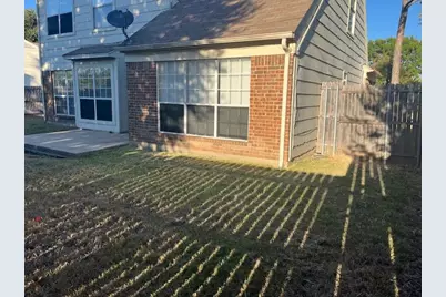 1021 Danforth Court, Arlington, TX 76017 - Photo 4