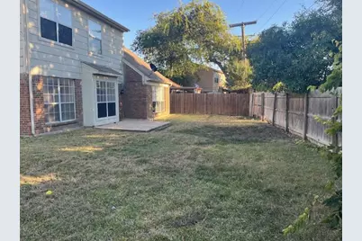 1021 Danforth Court, Arlington, TX 76017 - Photo 2