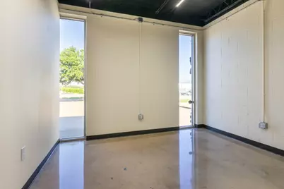 609 112th Street #B, Arlington, TX 76011 - Photo 4