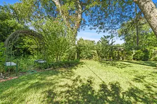 900 Park Dr, Hillsboro, TX 76645 - Photo 36