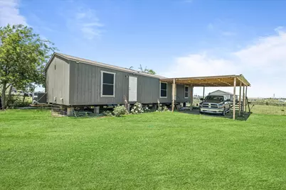 5909 Black Springs Lane, Joshua, TX 76058 - Photo 6