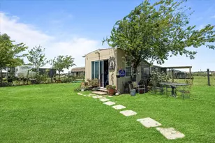 5909 Black Springs Ln, Joshua, TX 76058 - Photo 26