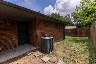 312 Hickerson St, Cedar Hill, TX 75104 - Photo 14