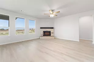 1110 Co Rd 200, Valley View, TX 76272 - Photo 14