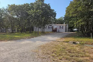 128 Arunda Ct, Weatherford, TX 76085 - Photo 2