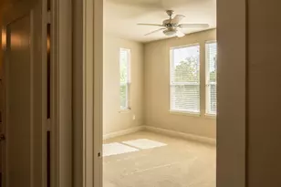 801 N Bishop Ave, Dallas, TX 75208 - Photo 6
