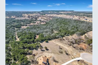 2047 Lacee Court, Granbury, TX 76048 - Photo 14