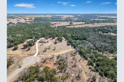 2047 Lacee Court, Granbury, TX 76048 - Photo 2