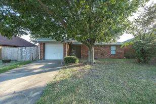 128 Black Forest Dr, Weatherford, TX 76086 - Photo 2