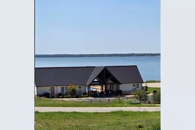 733 Clubview Drive, Mabank, TX 75143 - Photo 8