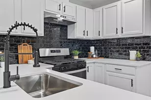 240 N Bryan Pl, Mesquite, TX 75149 - Photo 12