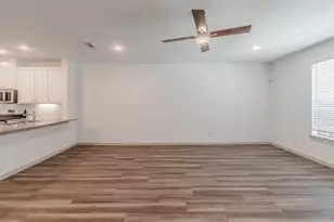 682 Vista Oaks Rd, Lewisville, TX 75067 - Photo 14