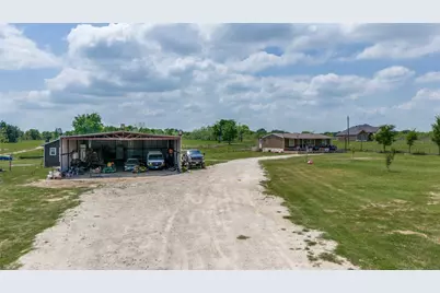 266 Fcr 1031, Wortham, TX 76693 - Photo 4