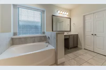 5644 Salt Springs Drive, Fort Worth, TX 76179 - Photo 12