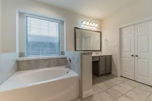 5644 Salt Springs Dr, Fort Worth, TX 76179 - Photo 12
