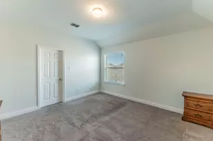 5644 Salt Springs Dr, Fort Worth, TX 76179 - Photo 20