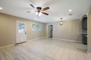 1240 Carla St, Denison, TX 75020 - Photo 4