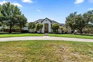 205 Carriage Hill Ln, Heath, TX 75032 - Photo 2