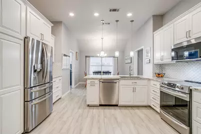 105 Shorewood Place, Joshua, TX 76058 - Photo 10