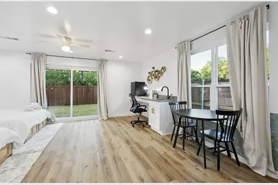 907 Bayonne Street, Dallas, TX 75212 - Photo 4