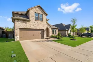 681 Coleman St, Aubrey, TX 76227 - Photo 36