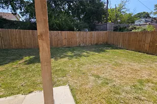 2510 Camel Ct, Dallas, TX 75241 - Photo 24