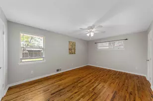 8405 Bocowood Dr, Dallas, TX 75228 - Photo 22