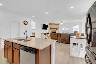 1446 White Water Way, Aubrey, TX 76227 - Photo 20