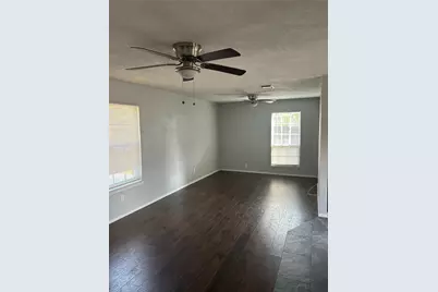 4605 Navajo Trail, Balch Springs, TX 75180 - Photo 2