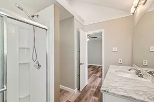 758 Red Oak Dr, Lewisville, TX 75067 - Photo 4