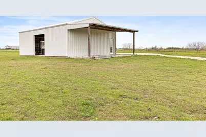 10160 Wallace Road, Holland, TX 76534 - Photo 38