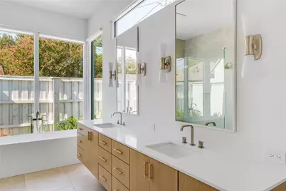 4635 Stanford Avenue, Dallas, TX 75209 - Photo 18