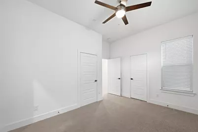 2610 Kimsey Drive #201, Dallas, TX 75235 - Photo 14