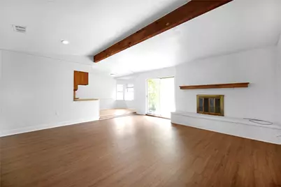 147 Hillcrest Street, Jacksboro, TX 76458 - Photo 2