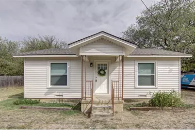 910 Liberty Street, Weatherford, TX 76086 - Photo 2