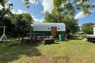 808 N Main St, Kemp, TX 75143 - Photo 4