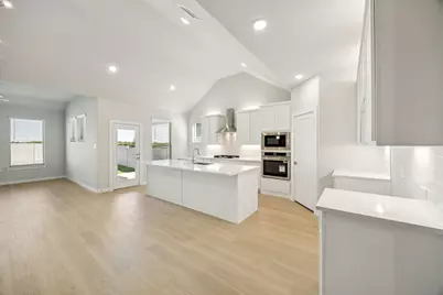 10501 Landry Bluff Lane, Fort Worth, TX 76126 - Photo 8