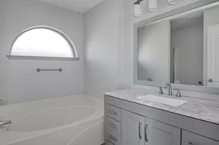 705 Crenshaw Dr, Cedar Hill, TX 75104 - Photo 8