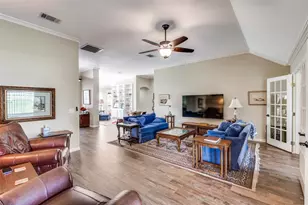 9020 Kingston Dr, Denton, TX 76207 - Photo 10