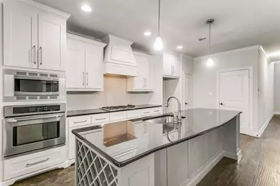 2221 Churchill Loop, Grapevine, TX 76051 - Photo 4