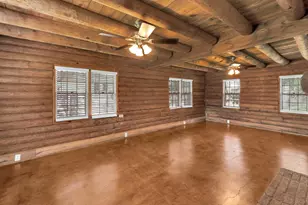 302 E Center St, Lorena, TX 76655 - Photo 4