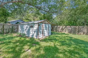 302 E Center St, Lorena, TX 76655 - Photo 26