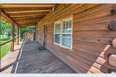 302 E Center Street, Lorena, TX 76655 - Photo 2