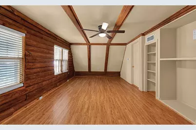 302 E Center Street, Lorena, TX 76655 - Photo 20