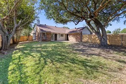 1025 Opal Drive, DeSoto, TX 75115 - Photo 30