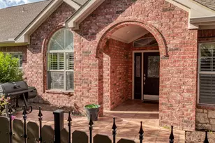 3101 Camellia Rose Dr, Fort Worth, TX 76116 - Photo 4